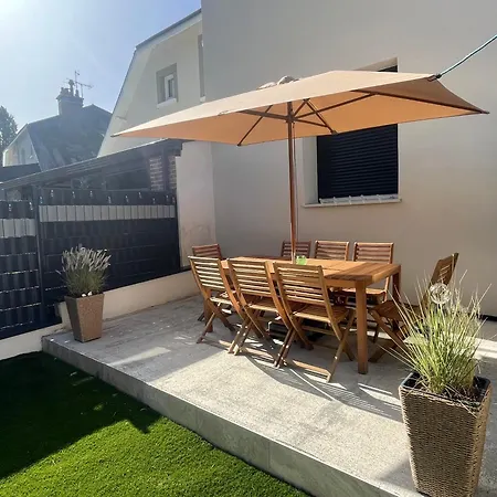 24 Comfortable House For 6 Guests With Private Parking Casa vacanze *